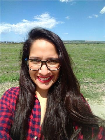 Soy responsable, flexible, trabajo en equipo, dedicada, creativa, dinámica, honesta, empática, toma de decisiones líder