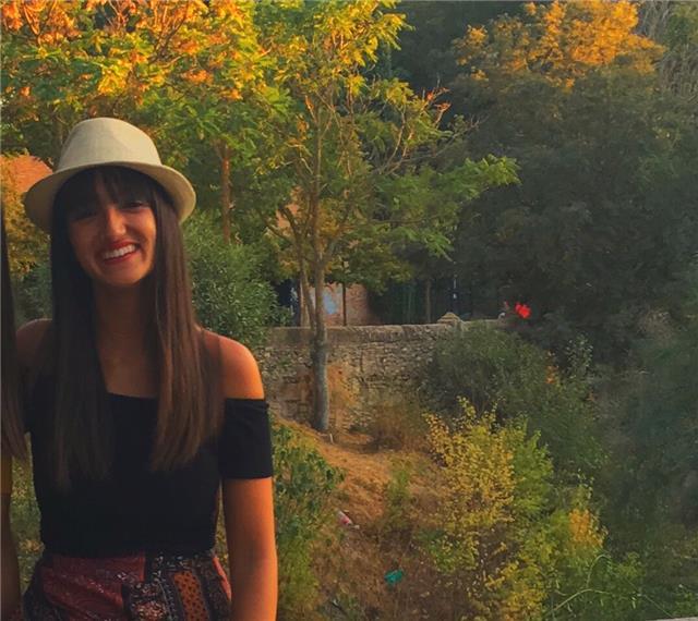 Imparto clases particulares, dinámicas y a buen precio, de lengua castellana y literatura, inglés, biología, química y historia a primaria y eso