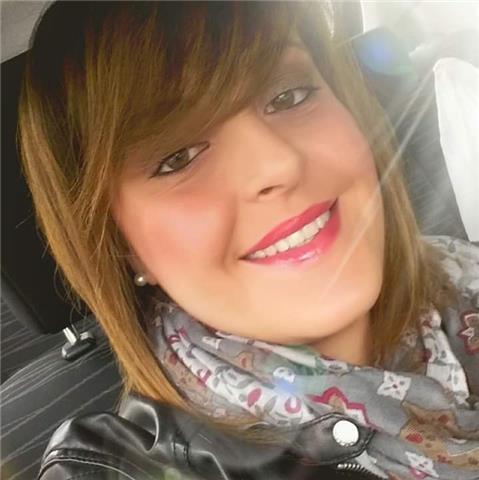Laureata in Mediazione Linguistica, inglese, francese e doposcuola