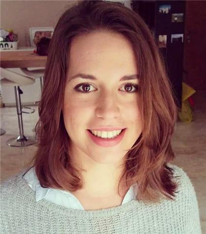 Pedagoga ofrece clases particulares para todas las asignaturas de primaria y secundaria. Además, apoyo en técnicas de estudio