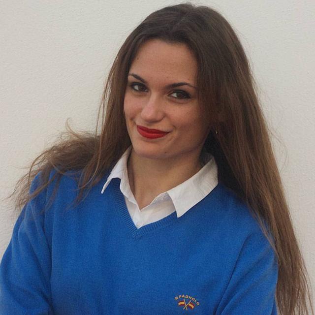 Doy clases a niños desde educación infantil hasta educación primaria. imparto clases de la asignaturas que necesiten y tengan más problemas