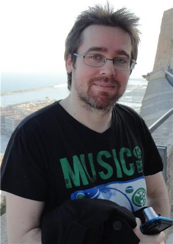 Doy clases de lengua y literatura castellana. preparo y oriento en trabajos de lengua, literatura y lingüística