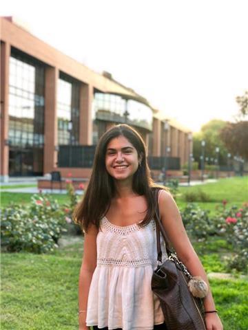 Tengo experiencia en dar clases particulares de ESO, Primaria y Bachillerato en la rama de Ciencias Sociales