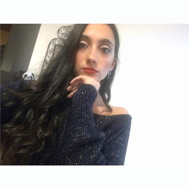 Laureata in Editoria e Scrittura e precedentemente in Mediazione linguistica impartisce ripetizioni di lingue e materie umanistiche. Per ulteriori informazioni scrivetemi
