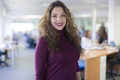 Graduada en turismo da clases de Francés a