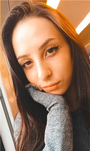 Studentessa universitaria di giurisprudenza con esperienza nelle ripetizioni a studenti di scuole elementari e medie. Offro aiuto con compiti, tecnica e metodo di studio, ripetizioni di tutte le materie generali