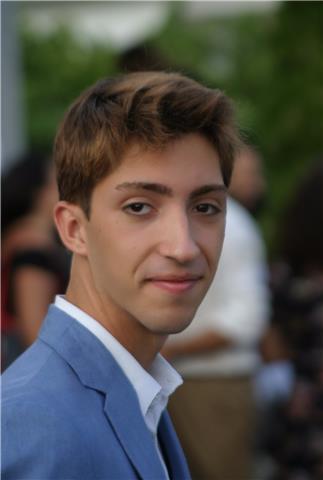 Profesor de inglés con nivel nativo ofrece clases de conversación, refuerzo escolar o preparación de exámenes oficiales para todas las edades