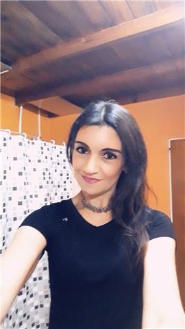 Profesora de inglés, de amplia experiencia, ofrece clases individuales online, con agilización de las charlas para acrecentar el vocabulario y mejorar la pronunciación. También doy clases presenciales