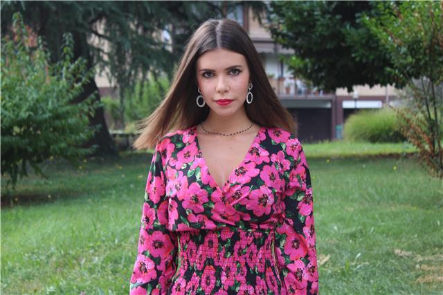 Sono una studentessa universitaria e offro lezioni di lingua inglese e di lingua spagnola per bambini e ragazzi dalle scuole elementari fino alle superiori! Sono, inoltre, disponibile come aiuto-compiti per i bambini delle elementari