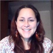 Profesora de inglés, imparte clases a niños de todas las edades