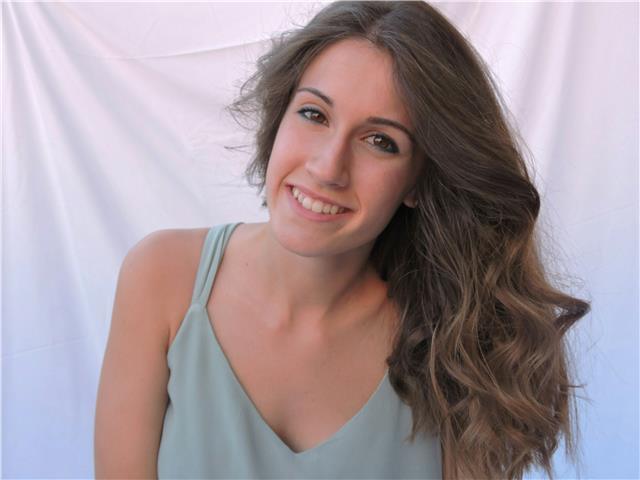 Puedo dar clases particulares de diferentes materias humanísticas (historia, lengua)