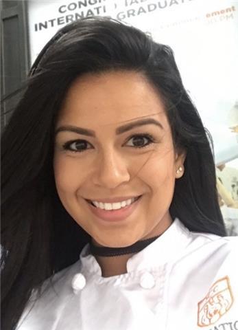 Chef de reposteria con experiencia culinaria, habla ingles