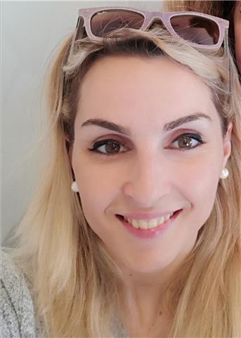 English lessons, tutoring and help with homework. supporting school path in foreign languages