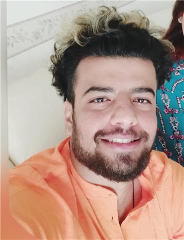 An international student studying chemical Engineering at Sapienza university in Rome.
Im offering you private lessons in English with enthusiasm