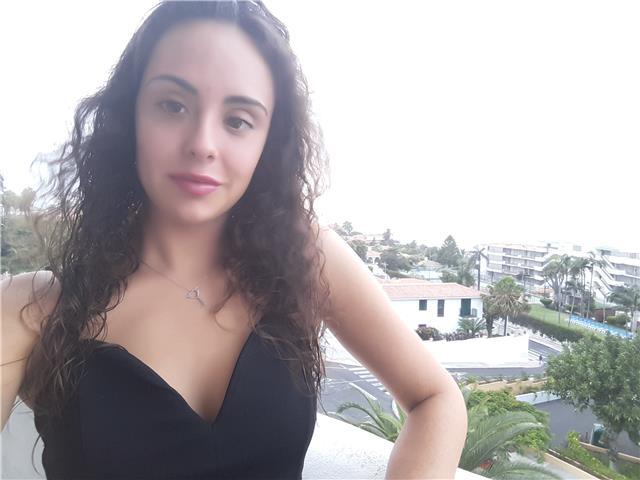 Estudiante de magisterio da clases de inglés