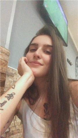 Graduada en bachillerato, inglés b2 con un año de experiencia viviendo en inglaterra