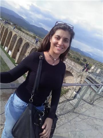 Profesora de Inglés imparto clases a niños de todas las edades