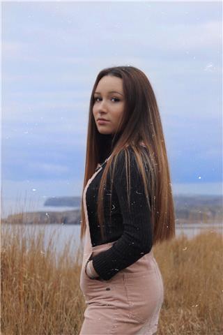 Doy clases particulares económicas, con disponibilidad horaria y salarial. tengo 19 años y siempre se me dieron muy bien los estudios