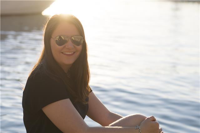 Profesora de ingles bilingüe ofrece clases particulares de inglés a niños y adultos es Málaga capital