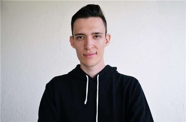 Doy clases particulares de guitarra de forma presencial y a distancia