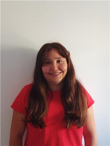 A niños que estén iniciándose en el idioma inglés porque me gustan los niños y considero que es la edad perfecta para que comprenda con mayor facilidad el idioma