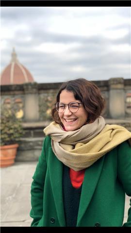 Apoyo y refuerzo de cualquier asignatura de la eso y de primaria. también enseño inglés