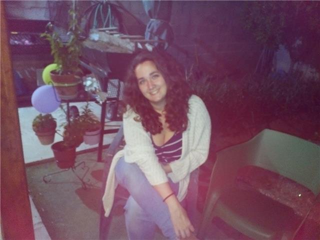 Graduada en química me ofrezco para dar clases de química, física, matemáticas, inglés, etc. puedo desplazarme a donde sea necesario