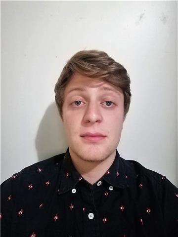 Aeronautical engineer student speaking english and spanish