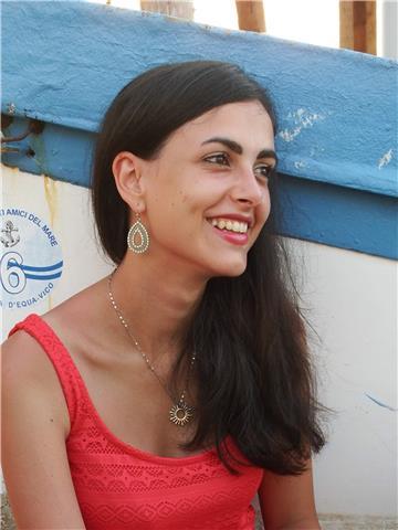 Studentessa di scienze della formazione offre lezioni private di italiano