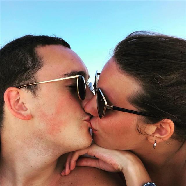 Neolaureato in Pharmaceutical Biotechnologies con laurea triennale in Biologia. Molto paziente