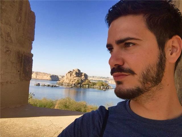 Doy clases económicas de inglés y francés , geográfia.... asignaturas en el ámbito de humanidades