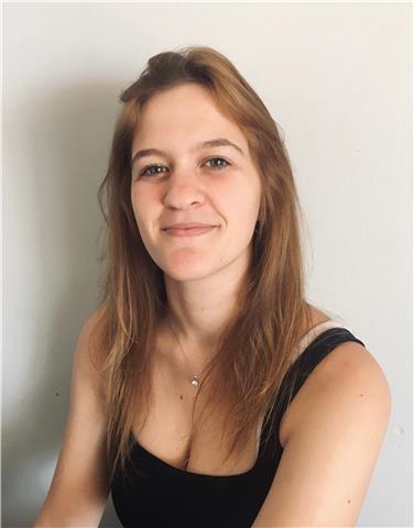 Soc una estudiant d’educació primària de la ub. estic disponible, durant l’estiu, per dur a terme classes particulars de qualsevol assignatura fins a