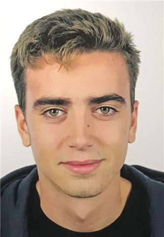 Doy clases muy económicas para alumnos de primaria, eso y bachillerato. actualmente curso ingeniería informática