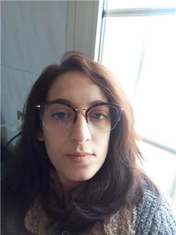 Salve mi chiamo Simona e offro lezioni di tedesco per bambini, ragazzi e adulti. Dalla grammatica alla lettura o conversazione. Dipende dal livello richiesto o necessario. Vivo a San Vito dei Normanni. Ho studiato in Germania