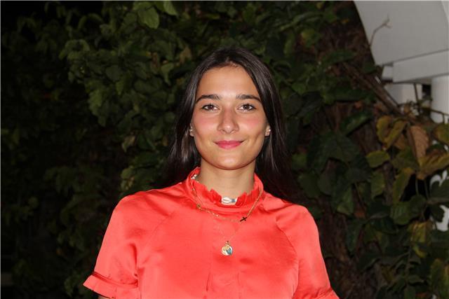 Profesora de inglés, clases personalizadas niños de 5 hasta 18 años y adultos. soy paciente y me gusta darle gusto al aprendizaje