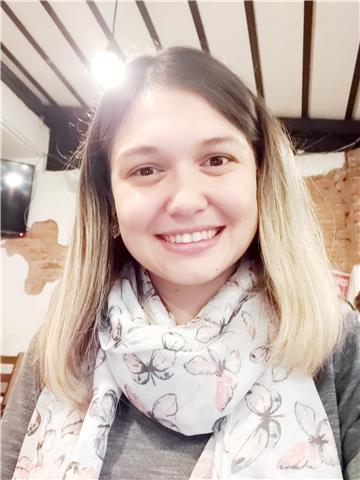 Docente que imparte materias de todas las asignaturas nivel primaria, cualquier edad