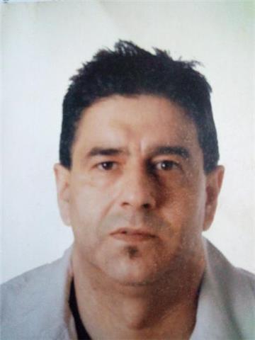 Soy trabajador social , programador analista y profesor de música y doy clases particulares en milladoiro sobre todo la motivación niño para el estud