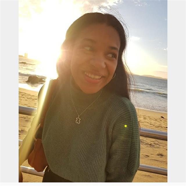 Holaa soy alumna de primero de química y se me dan muy bien las mates, biología y química.
me ofrezco para dar clases particulares de cualquiera de estas asignaturas