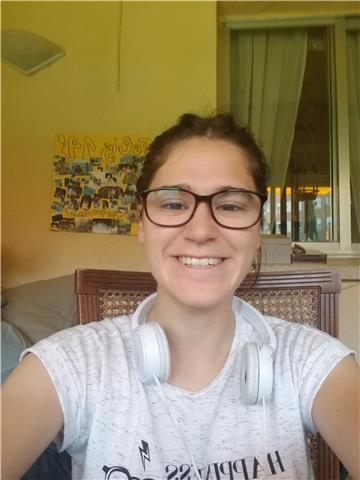 Doy clases a estudiantes de la eso y bachilleraton,especialmente, y primaria posiblemente