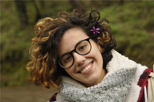 Diplomata presso istituto turistico con 90, studentessa universitaria
