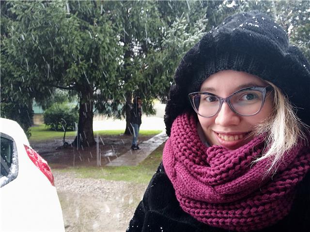 Ragazza madrelingua italiana offre lezioni private a ragazzi/e dalle Elementari alle Superiori