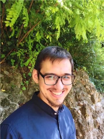 Studente al secondo anno di Matematica offre lezioni private della suddetta materia a studenti delle scuole superiori