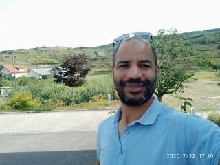 Profesor de francés árabe y alemán