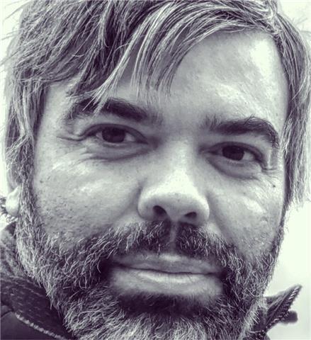 Profesional, divertido, apasionado por la enseñanza del español