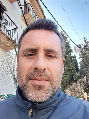 Maestro de inglés para clases a domicilio u online para niveles entre 1° de primaria hasta 4° de la eso.en granada y municipios cercanos