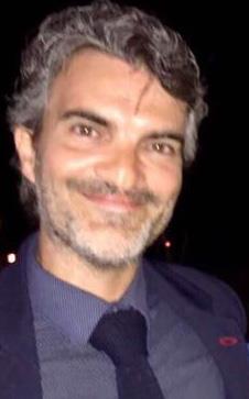 Clases de informática básica y tecnología especialista gente mayor