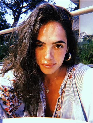 Insegnante di inglese, laureata in mediazione linguistica e interculturale