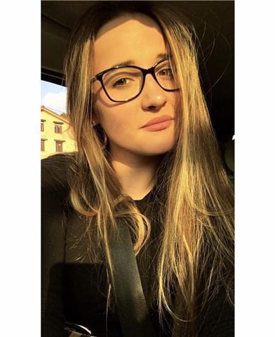 Doy clases de asignaturas de primaria y algunas de la eso. puedo impartir las clases tanto en euskera como en castellano o en ingles basic