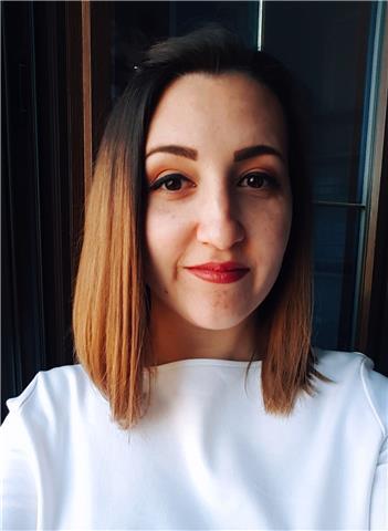 Ragazza laureata offre aiuto per scrittura e redazione tesi universitaria. Massima serietà e impegno - territorio nazionale