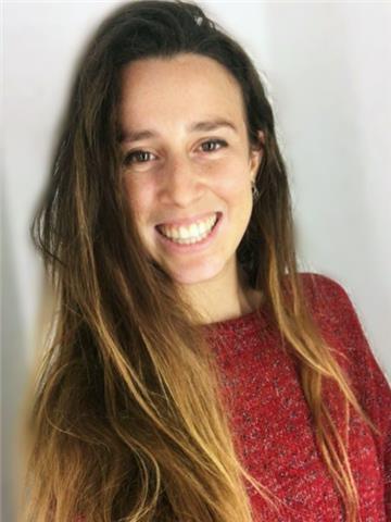 Profesora de francés avanzado para niños y adultos. con paciencia, motivación y comprensión